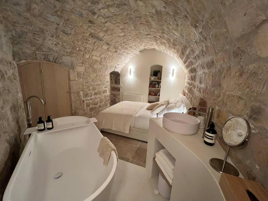 파리 Marais - Unique Duplex Decorated With Taste 아파트 외부 사진
